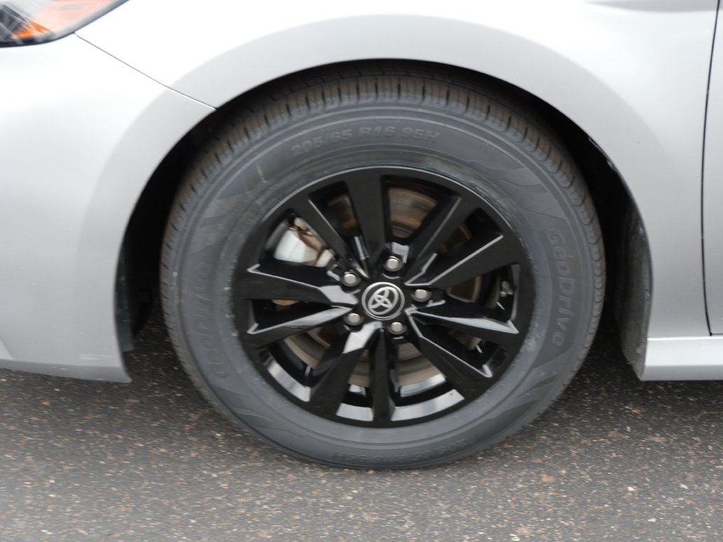 Certified 2025 Toyota Camry LE FWD image 8