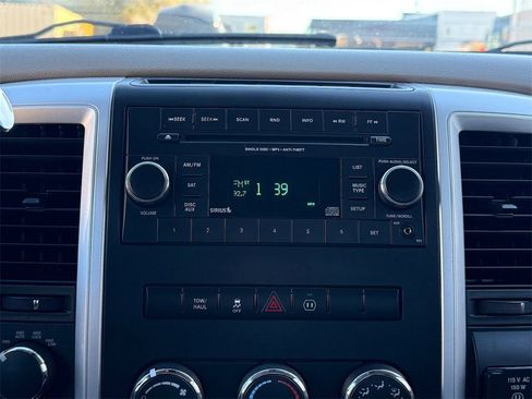 Used 2012 RAM 1500 Big Horn image 19