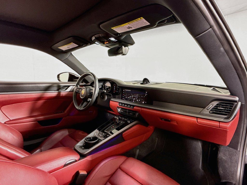 Certified 2022 Porsche 911 Carrera S RWD image 17
