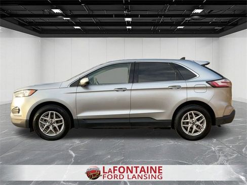 Used 2023 Ford Edge SEL image 2