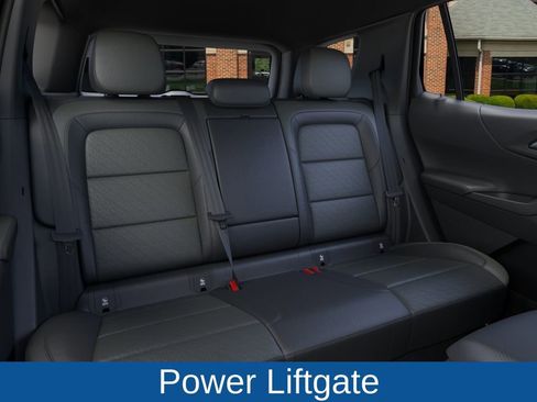 New 2026 Chevrolet Equinox LT FWD image 17