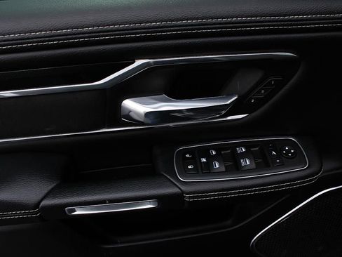 Used 2022 RAM 1500 Laramie w/ Sport Appearance Package image 15