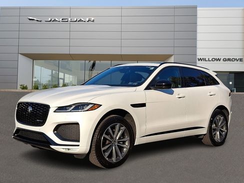 Certified 2025 Jaguar F-PACE R-Dynamic S image 1