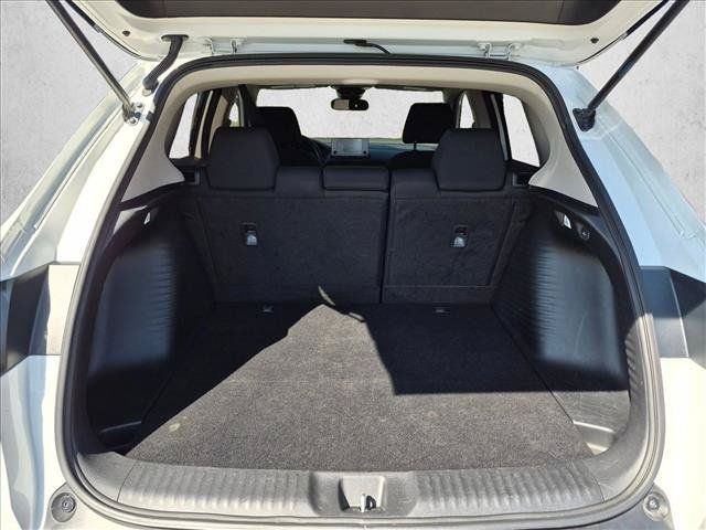 Used 2024 Honda HR-V LX image 6