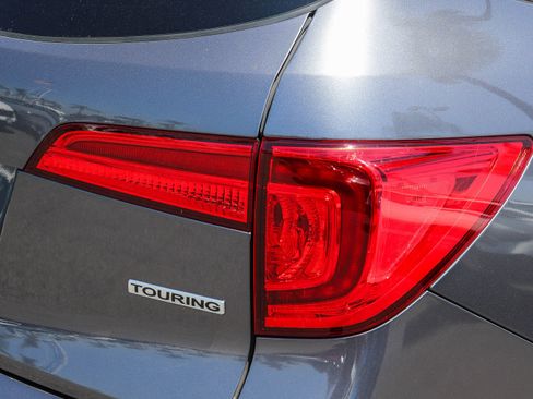 Used 2016 Honda Pilot Touring image 9