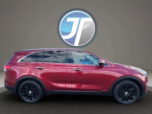 Used 2016 Kia Sorento EX image 3