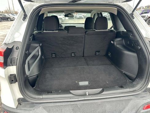 Used 2014 Jeep Cherokee Sport image 12