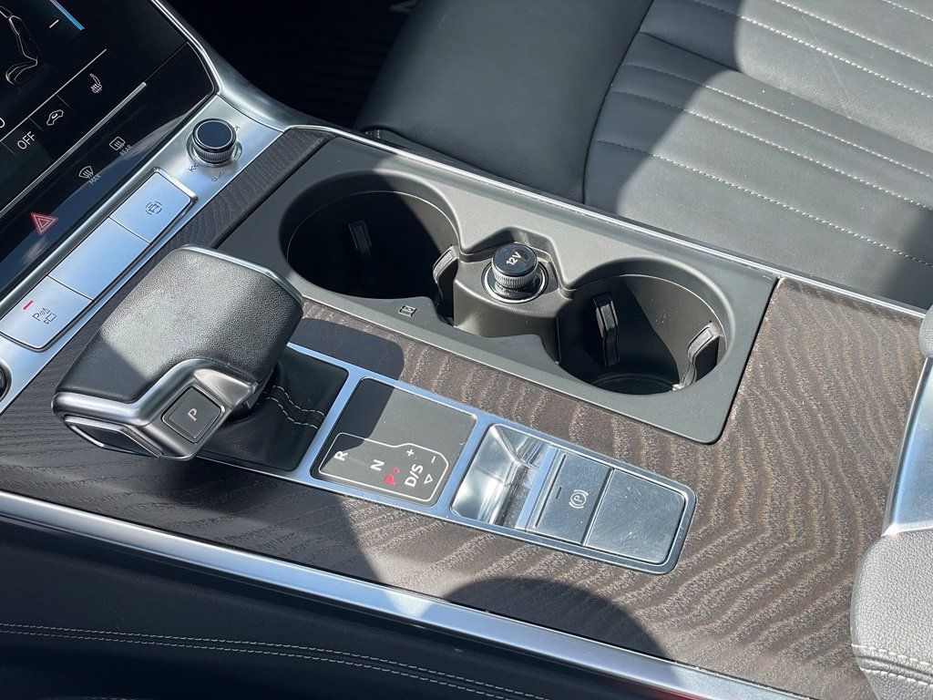 Used 2023 Audi A7 3.0T Premium Plus w/ Premium Plus AWD/4WD image 24