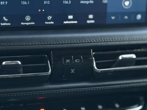 Used 2023 Lincoln Nautilus Reserve w/ Equipment Group 201A image 39