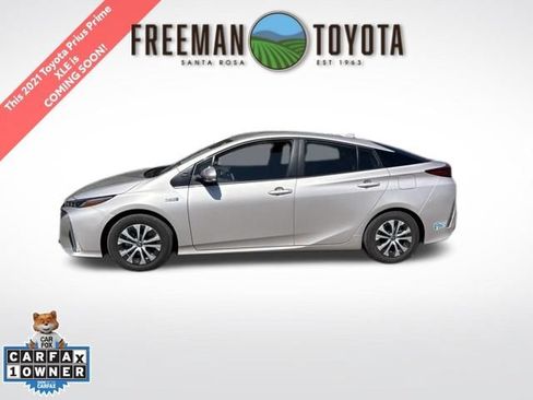 Used 2021 Toyota Prius Prime XLE FWD image 1