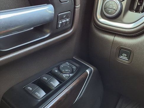 Used 2019 GMC Sierra 1500 SLT w/ SLT Premium Package image 24