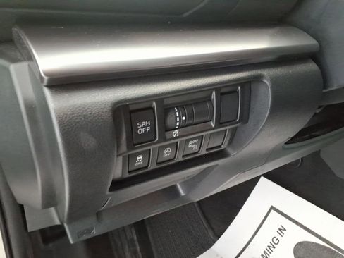 Used 2021 Subaru Crosstrek 2.5i Limited w/ Moonroof Package 1 image 21