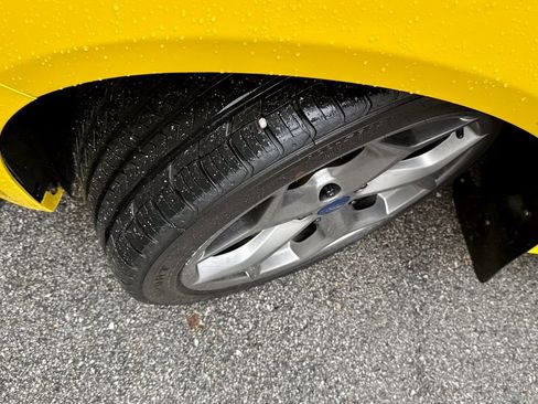 Certified 2018 Ford Focus ST image 35