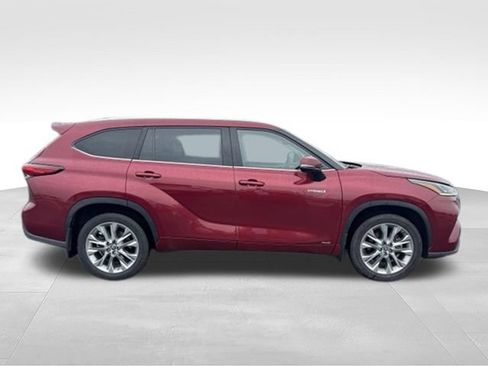 Used 2021 Toyota Highlander Limited AWD/4WD image 4