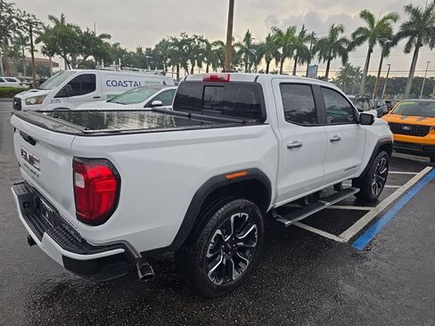 Used 2023 GMC Canyon Denali AWD/4WD image 4