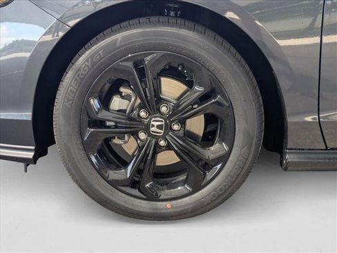 New 2025 Honda Accord SE image 10