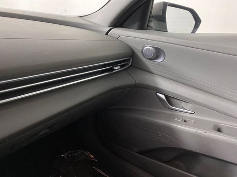 Used 2022 Hyundai Elantra SEL w/ Cargo Package image 22