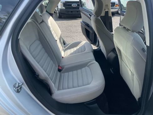 Used 2018 Ford Fusion S FWD image 25