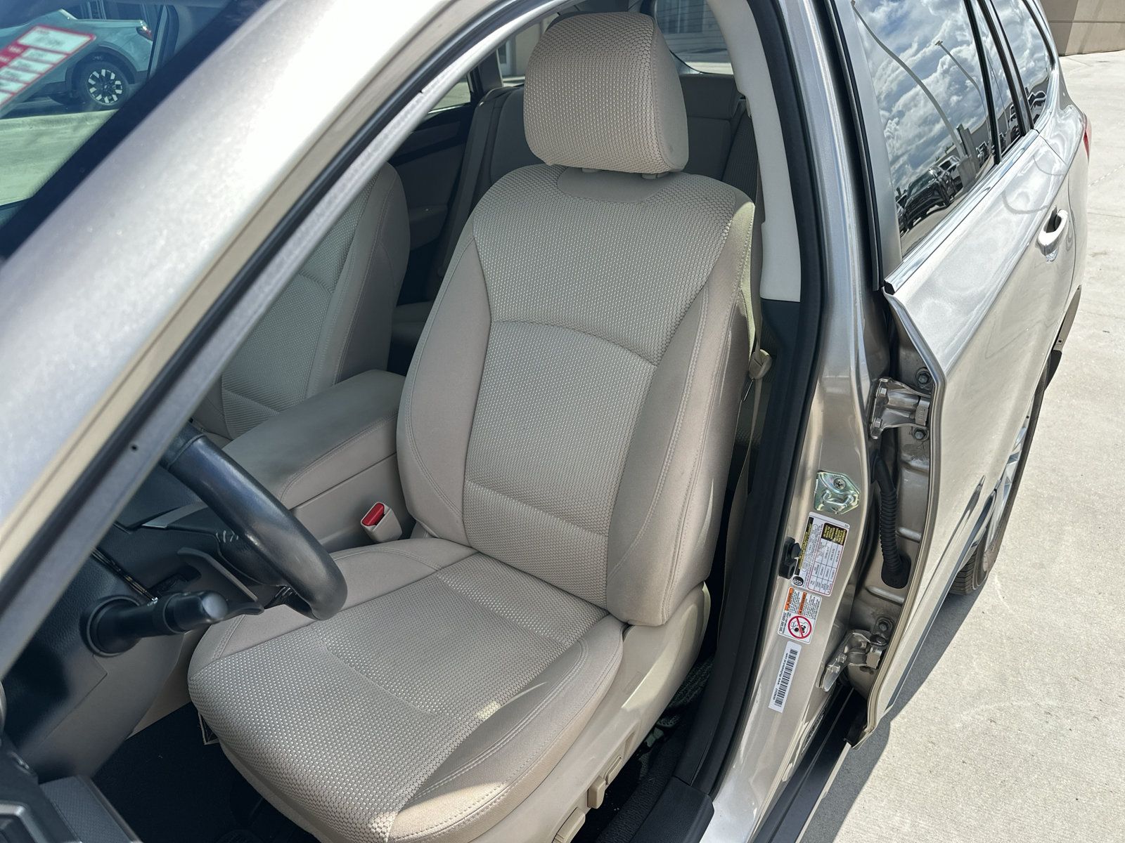 Used 2018 Subaru Outback 2.5i Premium AWD/4WD image 29