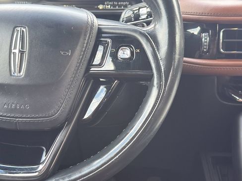 Used 2020 Lincoln Aviator Reserve RWD image 13