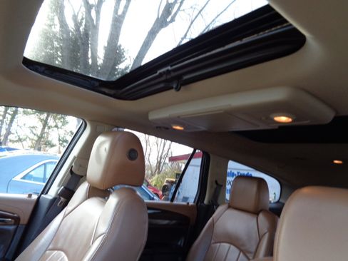 Used 2015 Buick Enclave Premium w/ Experience Buick Package image 24