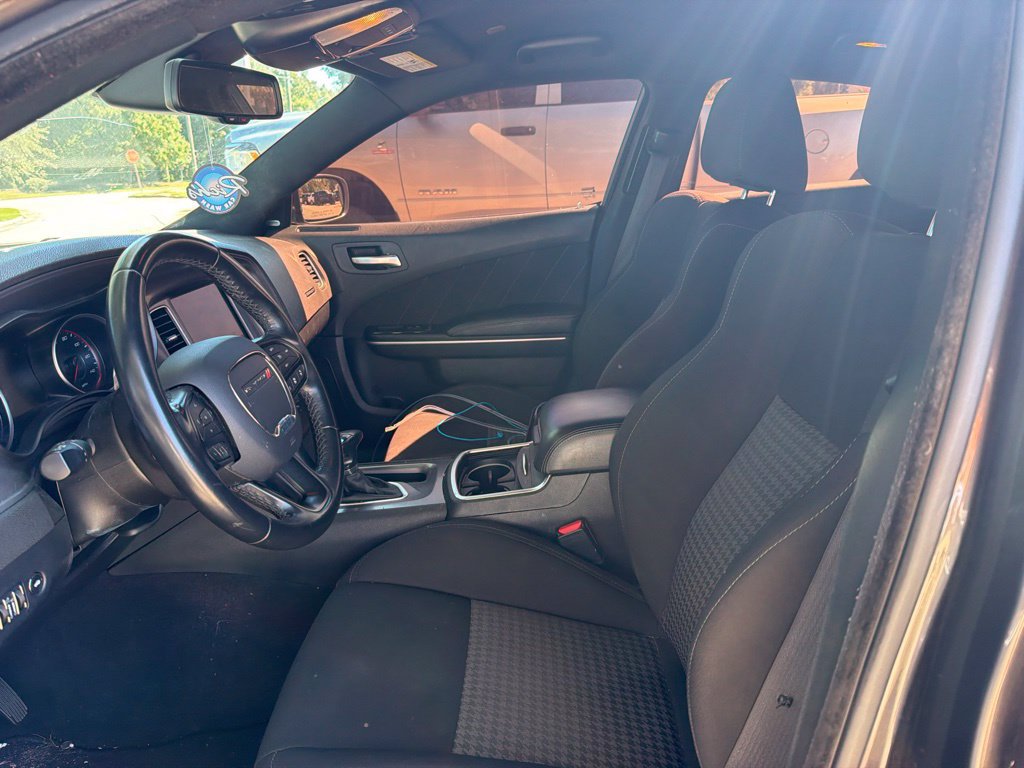Used 2023 Dodge Charger GT w/ Technology Group RWD image 16