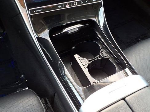 Used 2022 Mercedes-Benz C 300 Sedan image 7