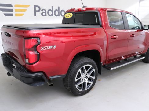 Used 2024 Chevrolet Colorado Z71 w/ Z71 Convenience Package 2 image 9