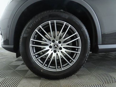 Certified 2026 Mercedes-Benz GLC 300 image 31