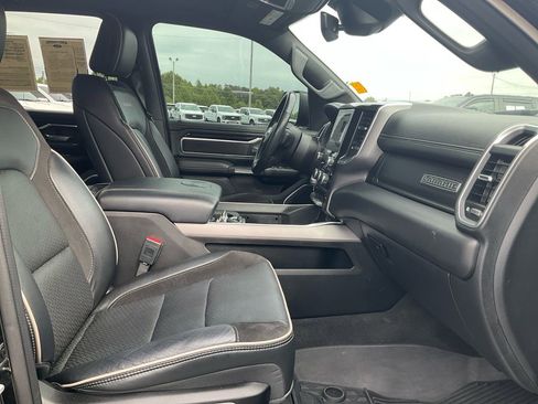 Used 2022 RAM 1500 Laramie w/ Sport Appearance Package AWD/4WD image 12
