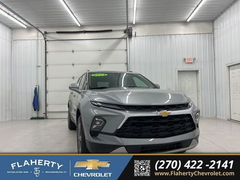 Used 2024 Chevrolet Blazer LT w/ Convenience Package image 1