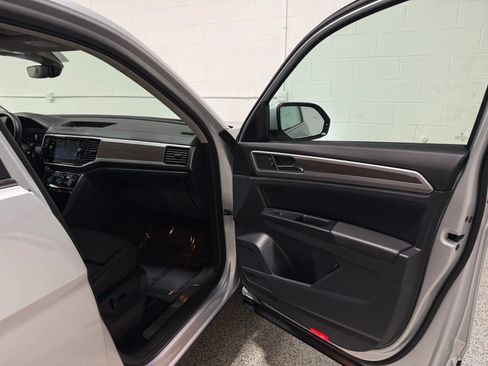 Used 2019 Volkswagen Atlas SEL AWD/4WD image 70