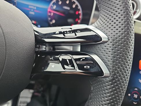 Certified 2025 Mercedes-Benz GLC 300 4MATIC image 20