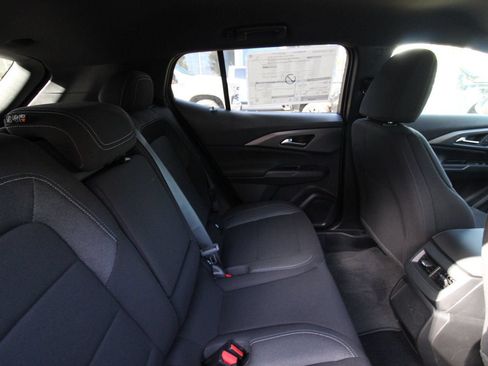 Certified 2026 Chevrolet Equinox EV LT FWD image 21