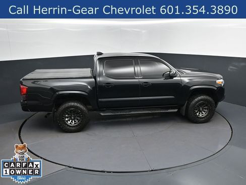 Used 2023 Toyota Tacoma SR AWD/4WD image 36