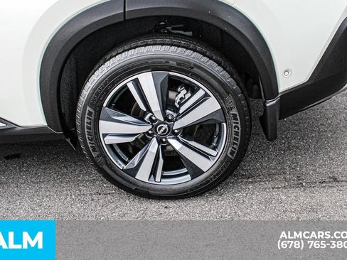 Used 2023 Nissan Rogue Platinum w/ Platinum Premium Package FWD image 14