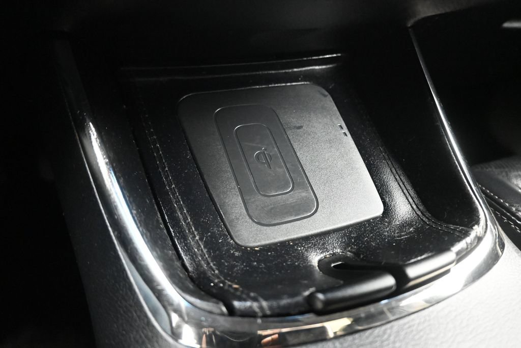 Used 2016 Toyota Avalon Limited w/ Toyota Safety Sense Package FWD image 23