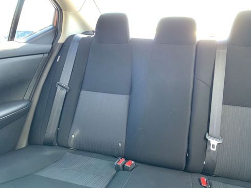 Used 2025 Nissan Sentra SV image 38