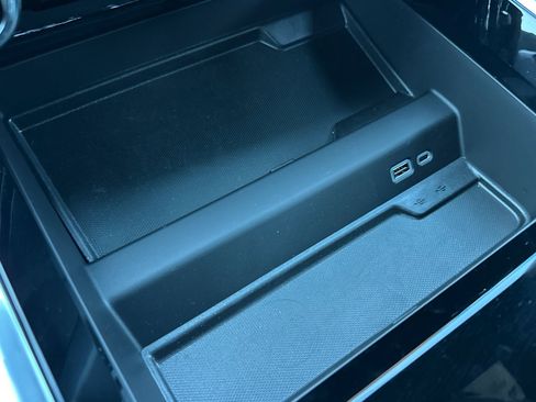 New 2025 Chevrolet Tahoe LS image 30