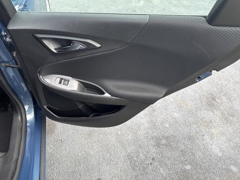 Used 2024 Chevrolet Malibu LT image 32