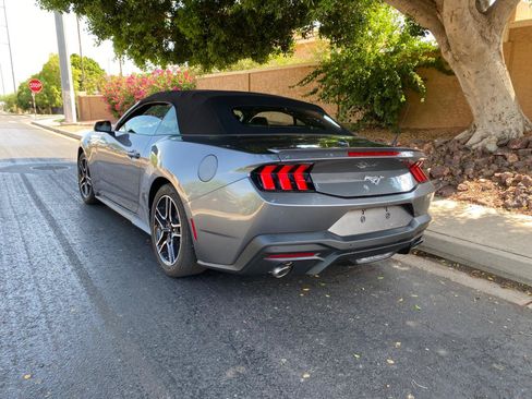 Used 2025 Ford Mustang Premium RWD image 65