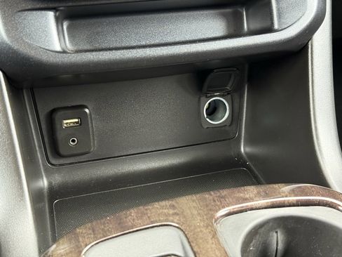 Used 2017 GMC Canyon SLE w/ SLE Convenience Package image 21