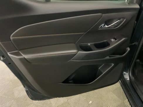 Used 2019 Chevrolet Traverse LT w/ LT Premium Package image 25