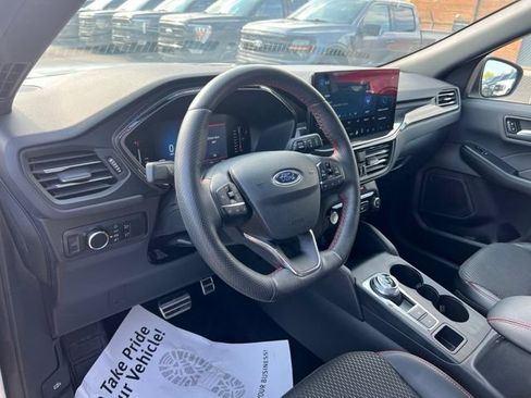 Certified 2024 Ford Escape ST-Line w/ Tech Pack #1 AWD/4WD image 7
