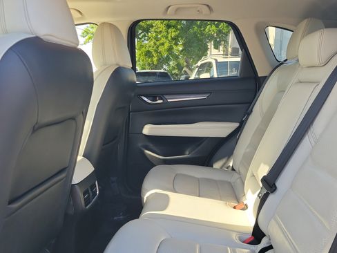 Used 2019 MAZDA CX-5 Grand Touring w/ GT Premium Package image 12