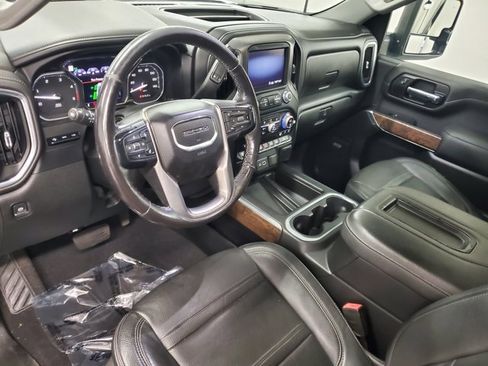 Used 2020 GMC Sierra 2500 Denali w/ Denali Ultimate Package image 13