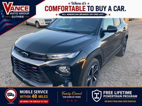 Used 2022 Chevrolet TrailBlazer RS FWD image 1