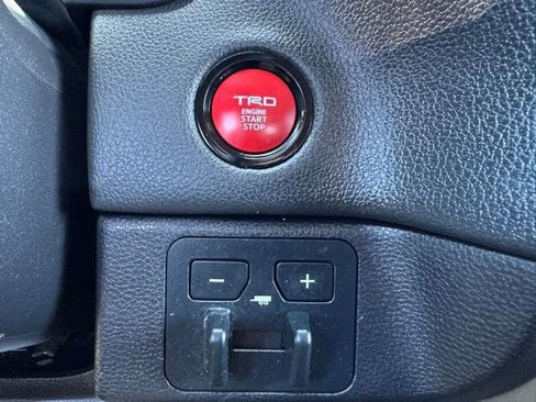 Used 2025 Toyota Tundra Limited w/ TRD Off-Road Package AWD/4WD image 27