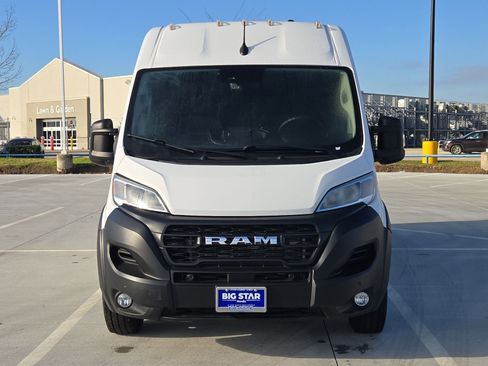 Used 2024 RAM ProMaster 3500 w/ Safety Group image 9
