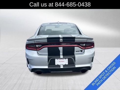 Used 2022 Dodge Charger SRT Hellcat w/ Harman/Kardon Audio Group image 5